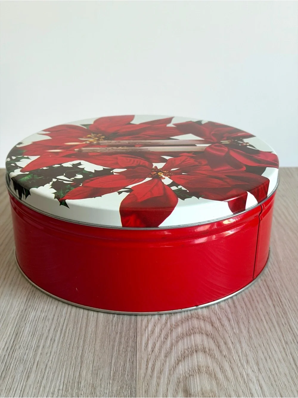 Vintage round decorative